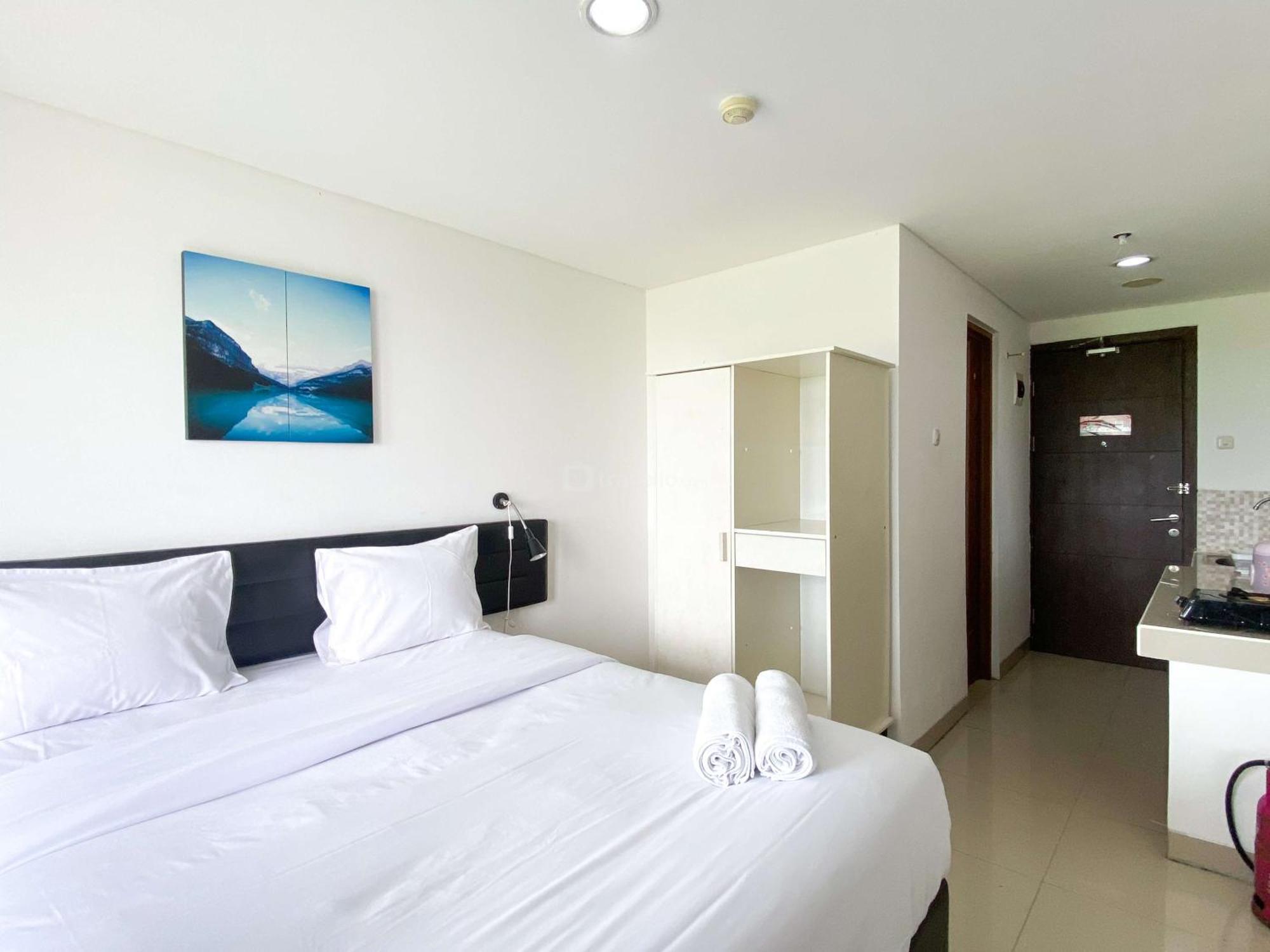 Enjoy Living Studio At Enviro Apartment By Travelio Cikarang Exterior photo